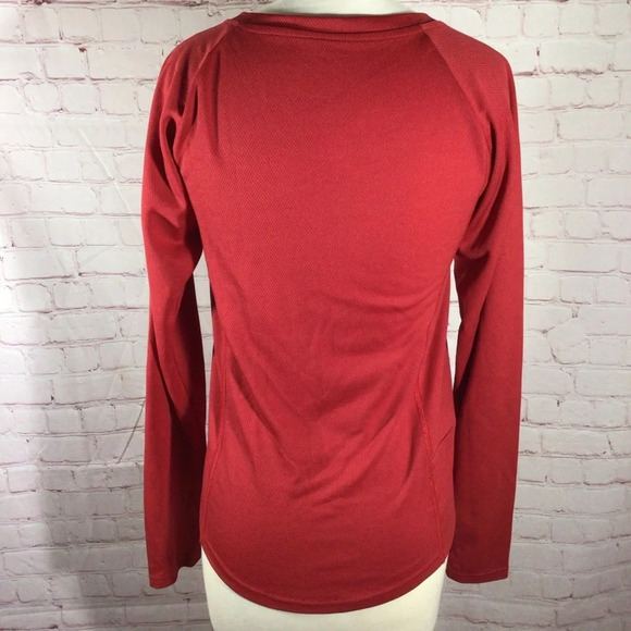 Loeka Long Sleeve V-Neck Red Cycling Top - XS - Picture 6 of 7